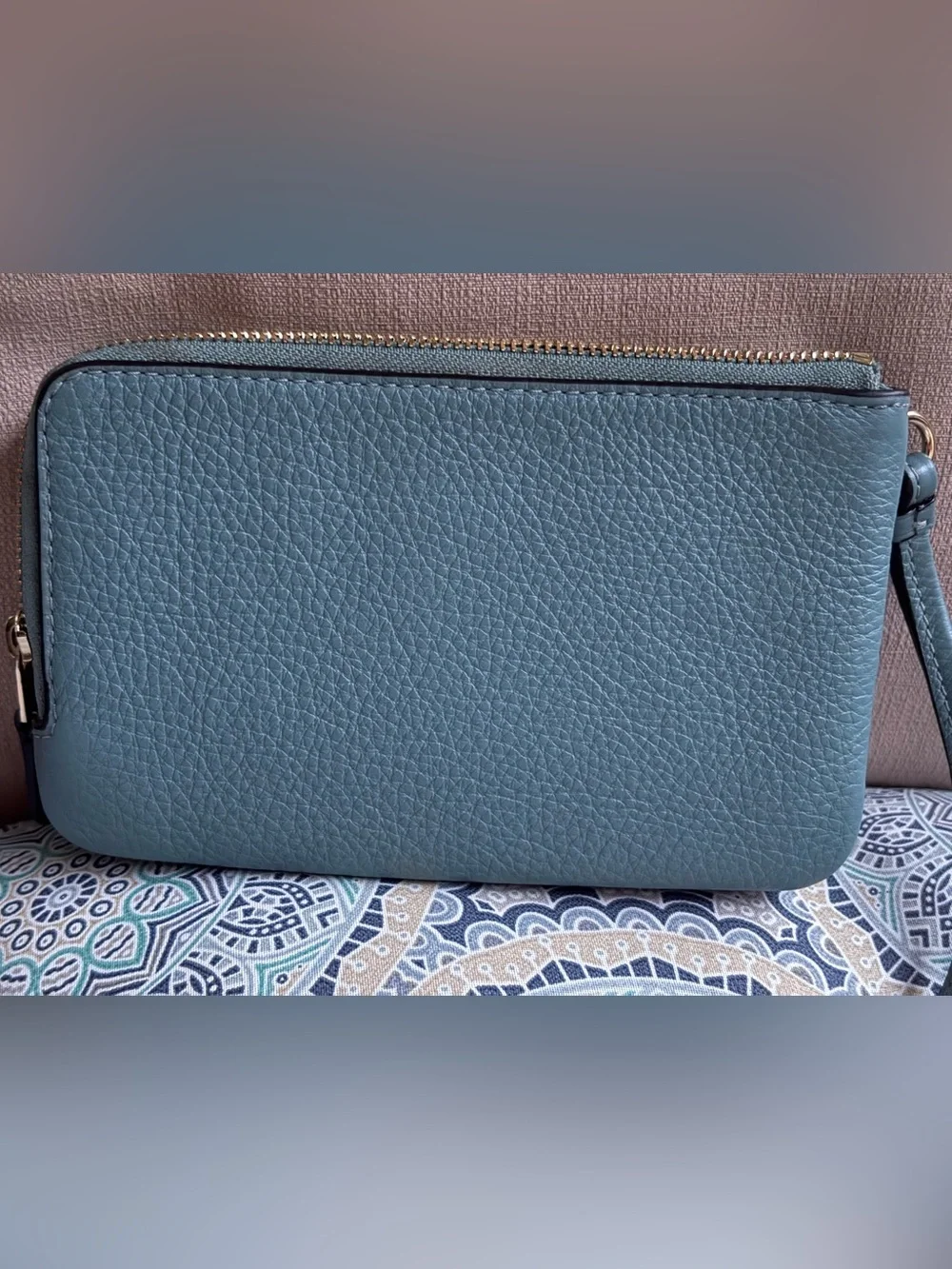 Coach Teal Pebbled Leather Double Zippered Wristlet EUC
